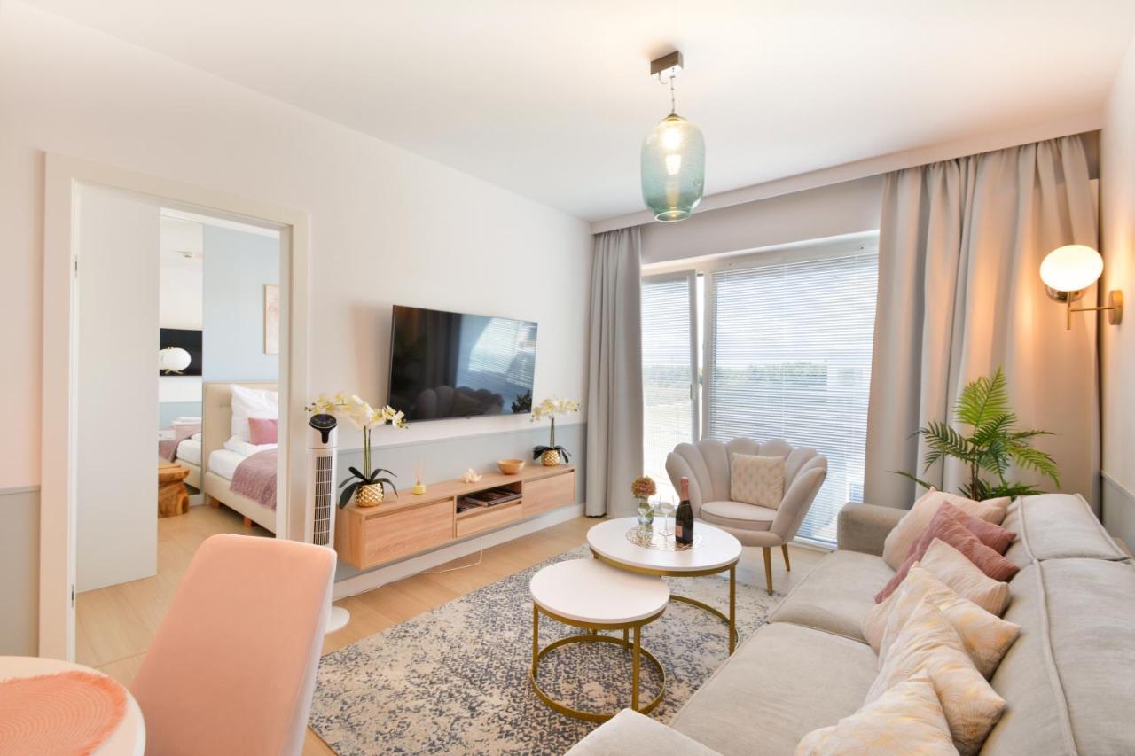 Klif Apartamenty Polanki Aqua 科沃布热格 外观 照片